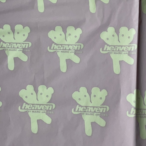 🧸 HEAVEN BY MARC JACOBS  SHOPPING BAG AND TISSUE PAPER 🧸 NWOT 🧸 - Picture 15 of 16